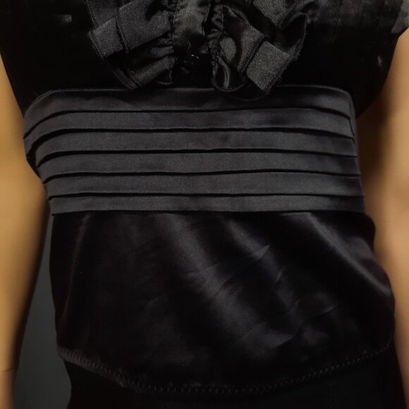 Y2K Black Ruffled sleeveless Satin Blouse Going Out Top Size S Halter Neck - Picture 3 of 8